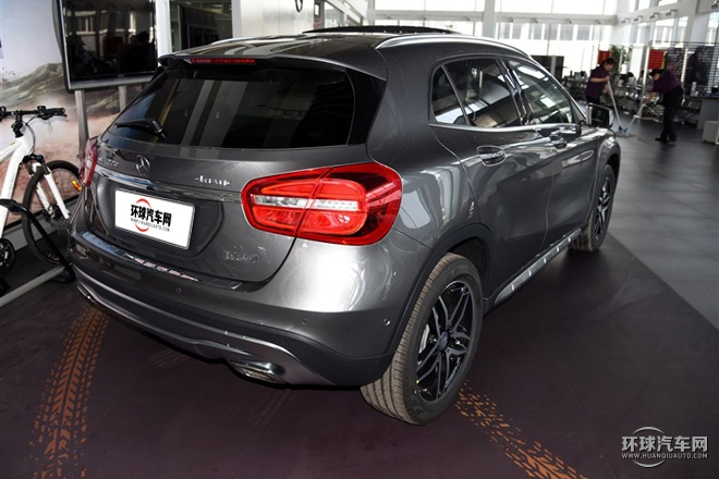 2015款 GLA 220 4MATIC 時(shí)尚型