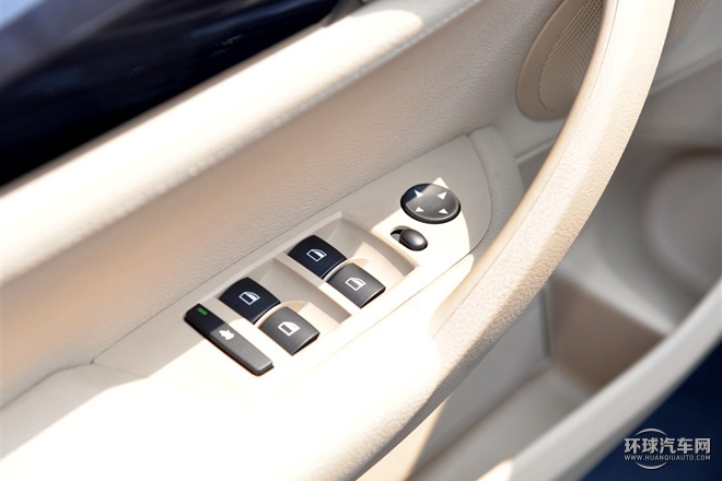 2015款 xDrive20i M運(yùn)動(dòng)限量型