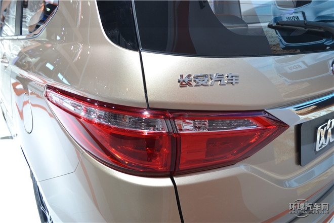 2016款 1.5L 手動(dòng)標(biāo)準(zhǔn)型