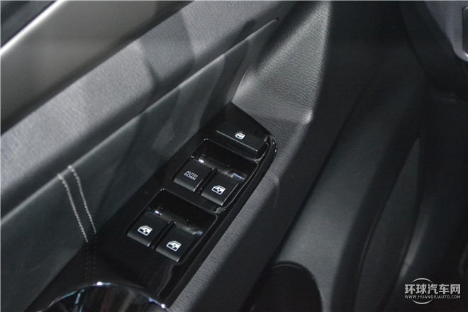 2016款 1.5L 手動標準型
