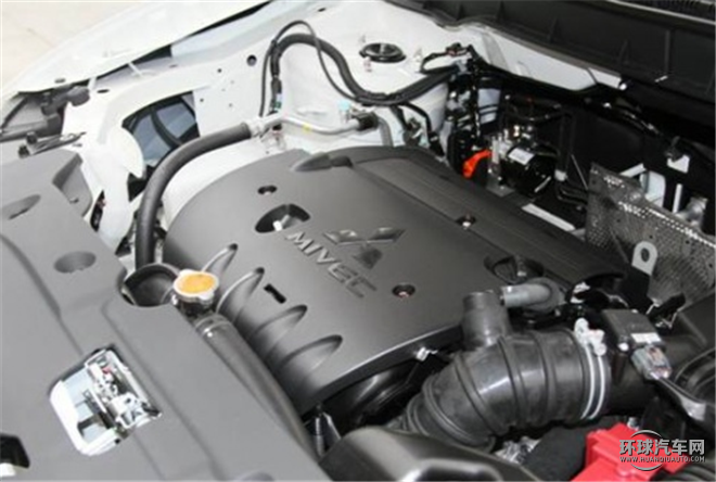 勁炫ASX 2015款 2.0L 自動四驅(qū)尊貴版